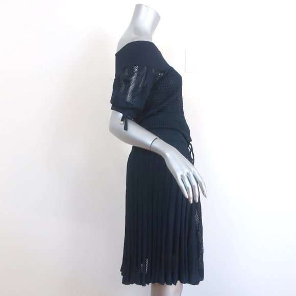 GUCCI TOM FORD OFF-SHOULDER BAMBOO TASSEL DRESS NAVY PLEATED MESH SIZE MEDIUM - Picture 3 of 8
